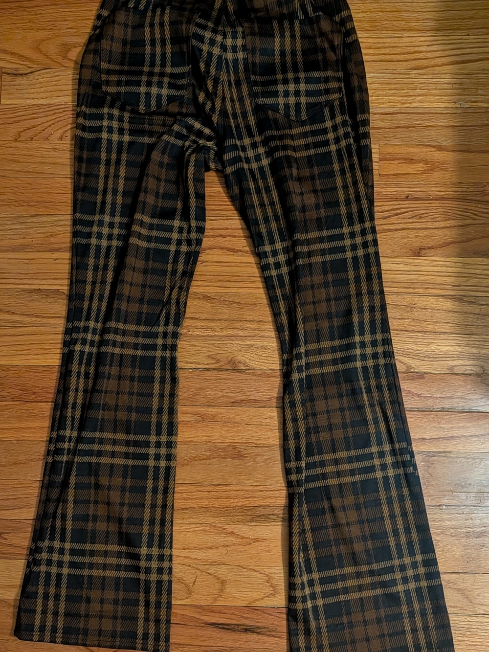 AE It Knit Pull-On High-Waisted Kick Boot Plaid Pant 